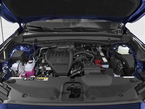 New 2026 Toyota Grand Highlander FWD image 8