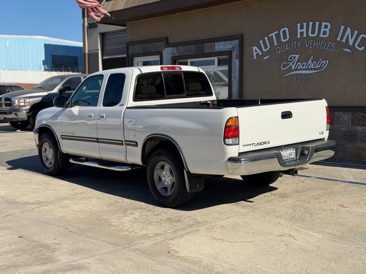 Used 2000 Toyota Tundra SR5 w/ Convenience Pkg RWD image 7