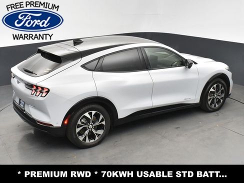 Used 2022 Ford Mustang Mach-E Premium image 29