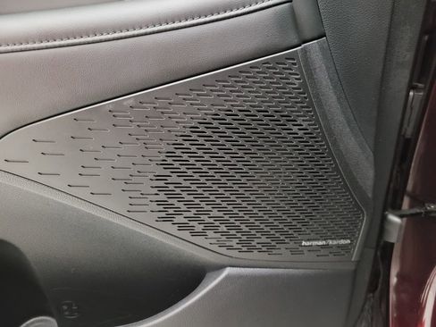 Used 2024 Hyundai Palisade Limited image 5