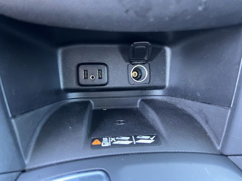 Used 2018 Chevrolet Equinox Premier image 27