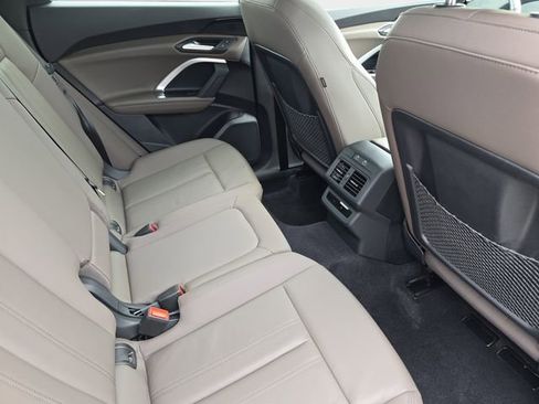 Used 2025 Audi Q5 Premium w/ Convenience Package AWD/4WD image 13