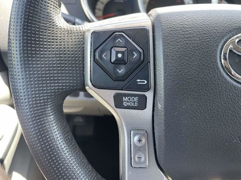 Used 2014 Toyota Tacoma PreRunner w/ Convenience Package RWD image 25