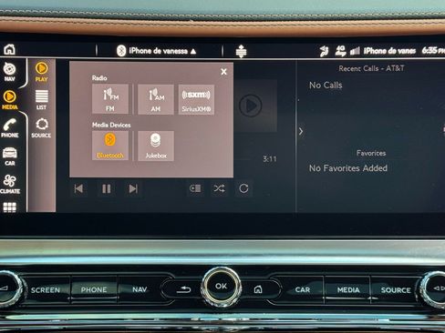 Used 2023 Bentley Flying Spur Azure AWD/4WD image 29