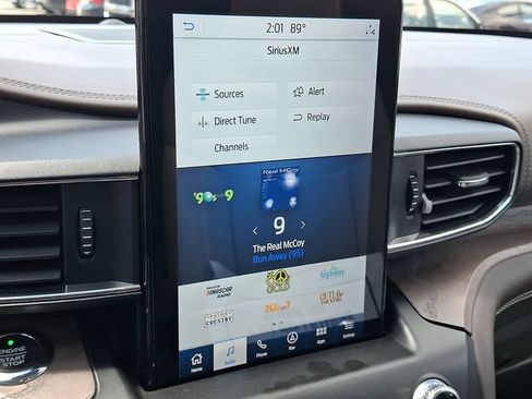 Used 2020 Ford Explorer Platinum w/ Premium Technology Package AWD/4WD image 15