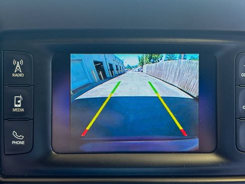 Used 2016 Chrysler 200 S FWD image 15