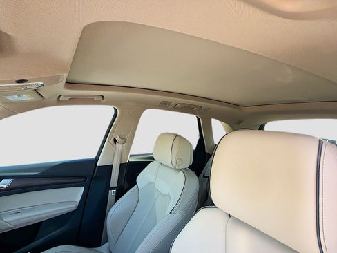 Used 2021 Audi Q5 Premium Plus w/ Premium Plus Package image 27