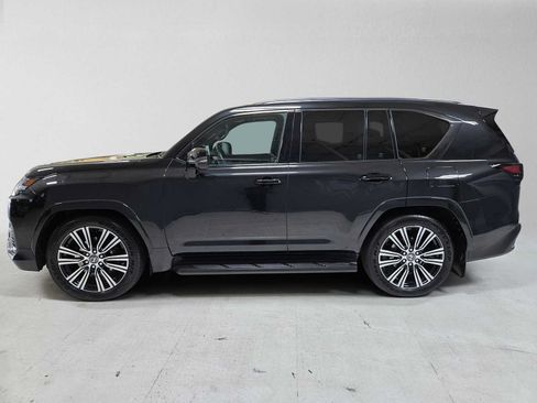 Used 2026 Lexus LX 600 4WD w/ Appearance Package image 6