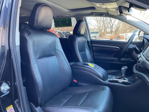 Used 2018 Toyota Highlander Limited image 54