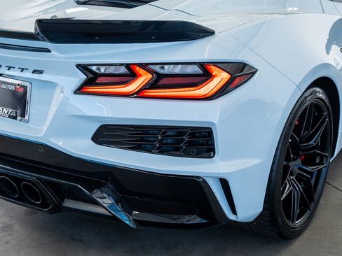 Used 2023 Chevrolet Corvette Z06 w/ Stealth Interior Trim Package image 32