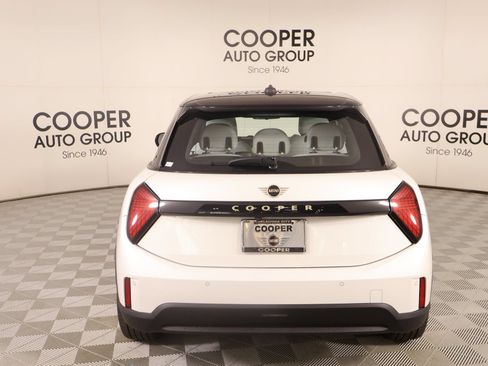 New 2026 MINI Cooper 4-Door Hardtop FWD image 21