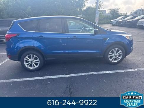 Used 2019 Ford Escape SE FWD image 10