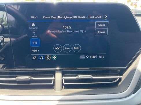 Used 2026 Chevrolet Trax RS FWD image 13