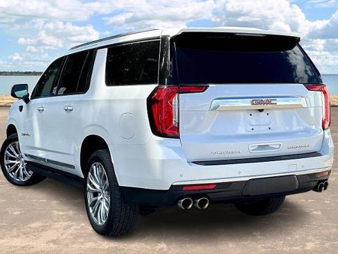 Used 2023 GMC Yukon XL Denali w/ Max Trailering Package image 4