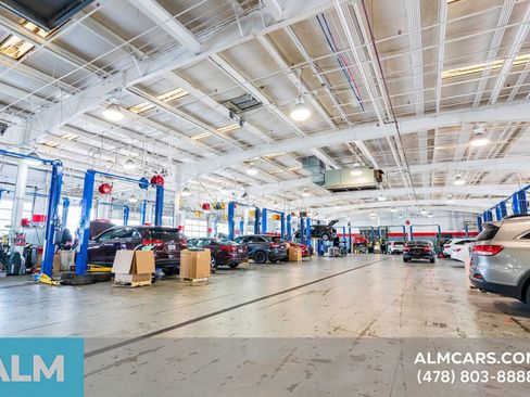 Used 2023 Toyota Sequoia Platinum image 83