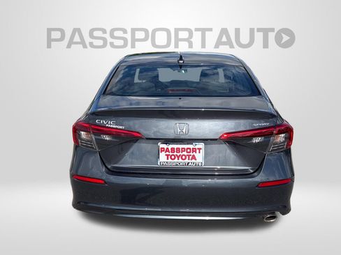 Used 2024 Honda Civic Sport image 6