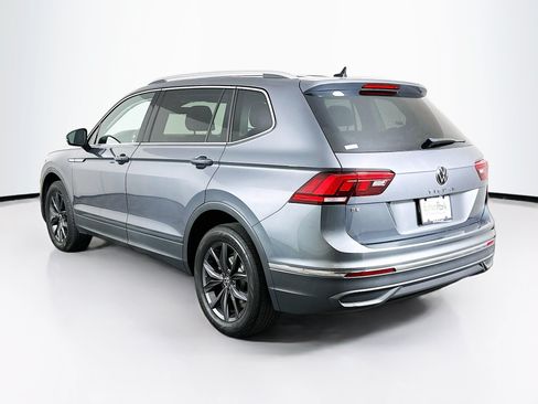 Used 2023 Volkswagen Tiguan SE FWD image 5