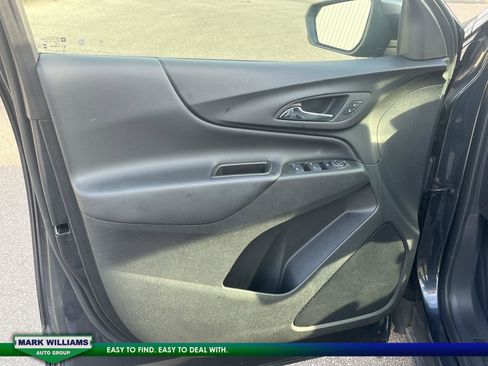 Used 2023 Chevrolet Equinox LT w/ LPO, Floor Liner Package image 9