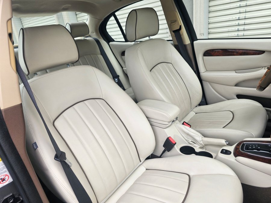 Used 2007 Jaguar X-TYPE 3.0 AWD/4WD image 9
