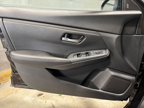 Used 2025 Nissan Sentra SV image 20