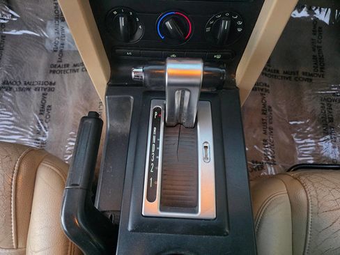 Used 2006 Ford Mustang GT Premium image 35