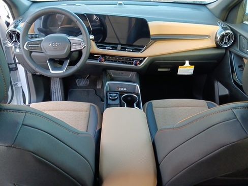 New 2026 Chevrolet Equinox ACTIV w/ Convenience Package III image 8