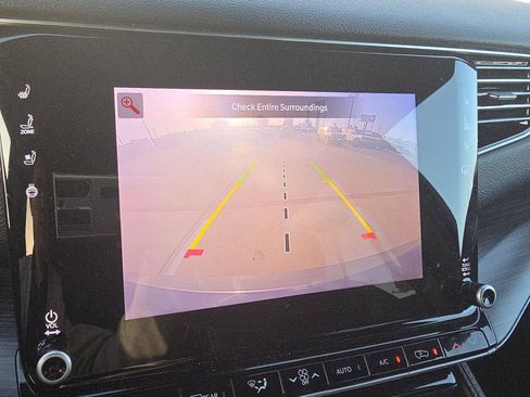 Used 2024 Jeep Wagoneer Series II w/ Flexible Seating Group RWD image 13