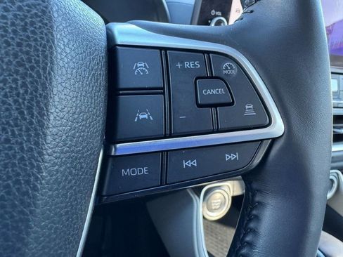 Certified 2025 Toyota Grand Highlander XLE image 17