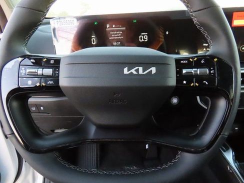 New 2026 Kia Sorento EX AWD/4WD image 31