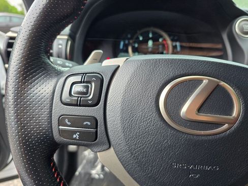 Used 2017 Lexus IS 200t RWD image 18