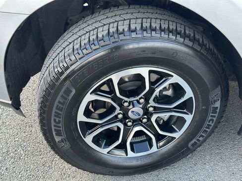 Used 2024 Ford Expedition XLT image 38