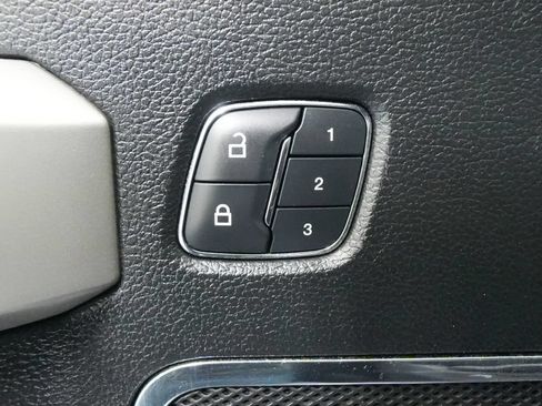 Used 2018 Ford F150 Lariat w/ Equipment Group 501A Mid AWD/4WD image 20