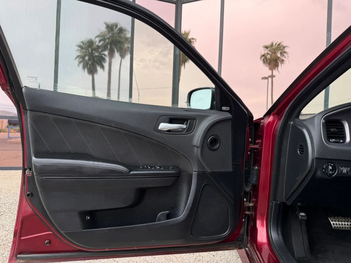 Used 2019 Dodge Charger R/T w/ Blacktop Package RWD image 35