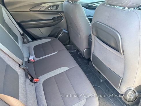 Used 2024 Chevrolet TrailBlazer LT w/ LPO, Blackout Package image 27