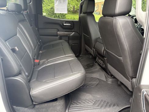 Used 2020 Chevrolet Silverado 1500 LTZ AWD/4WD image 16