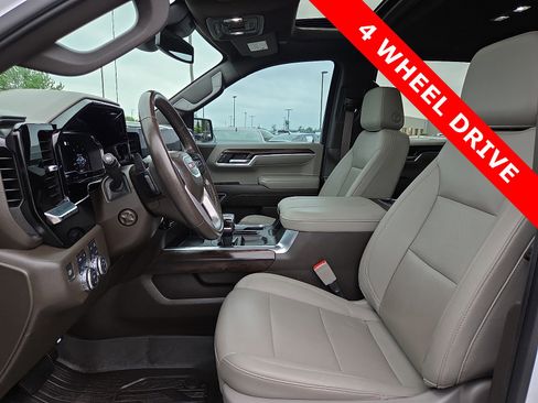 Used 2023 GMC Sierra 1500 SLT w/ SLT Premium Plus Package AWD/4WD image 15