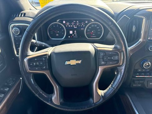 Used 2021 Chevrolet Silverado 1500 High Country w/ Technology Package AWD/4WD image 3
