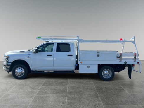 New 2025 RAM 3500 Tradesman w/ Chrome Appearance Group image 2