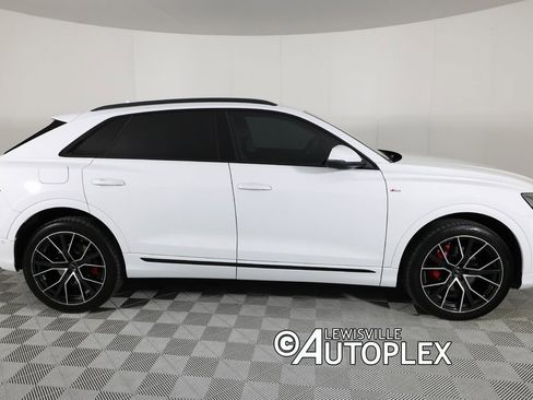 Used 2019 Audi Q8 Prestige image 4