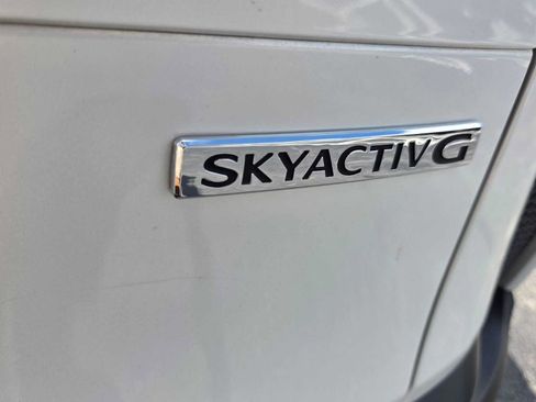 Certified 2025 MAZDA CX-50 AWD 2.5 S w/ Preferred Package image 15