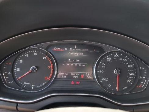 Used 2023 Audi Q5 2.0T Premium w/ Convenience Package AWD/4WD image 11