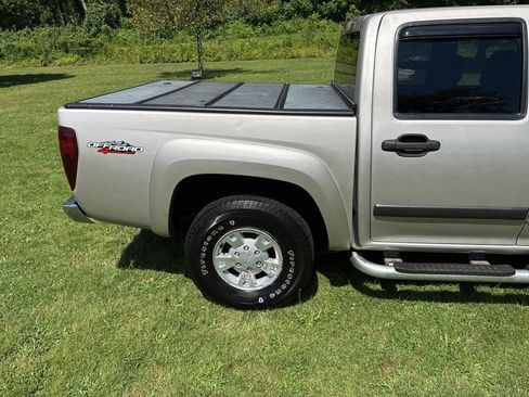 Used 2005 GMC Canyon SLE AWD/4WD image 35