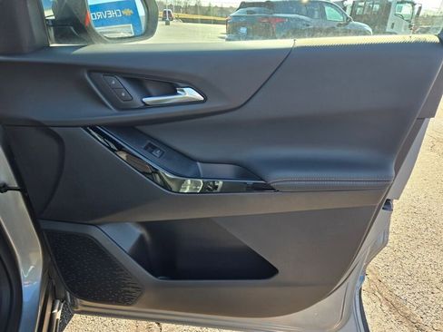 New 2026 Chevrolet Equinox LT w/ Convenience Package II image 6