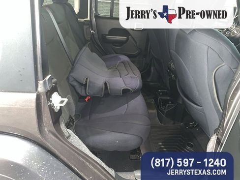 Used 2020 Jeep Wrangler Unlimited Sport AWD/4WD image 10