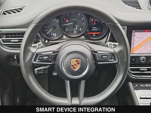 Used 2022 Porsche Macan AWD/4WD image 23