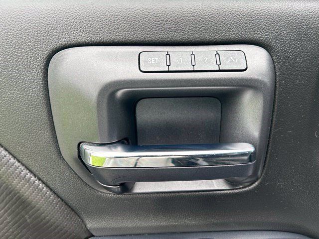 Used 2018 GMC Sierra 1500 SLT AWD/4WD image 12