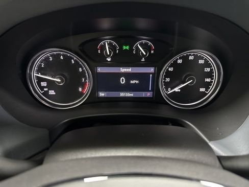 Used 2023 Buick Enclave Essence FWD image 18