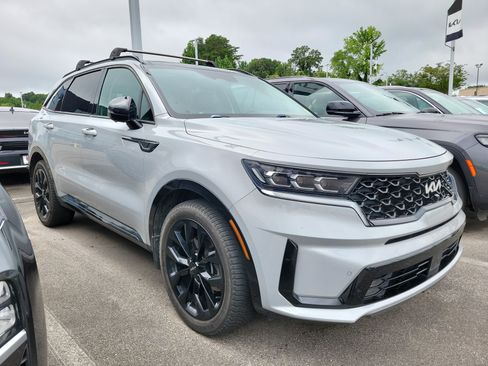 Used 2022 Kia Sorento SX FWD image 1
