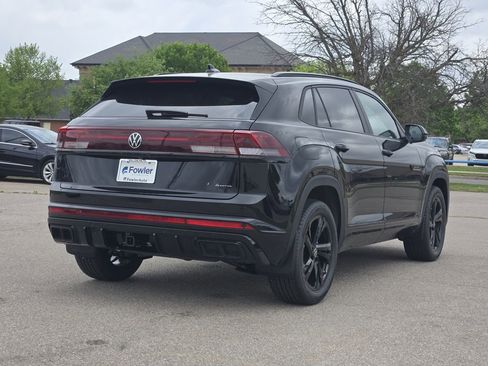 New 2026 Volkswagen Atlas Cross Sport SEL R-Line AWD/4WD image 4