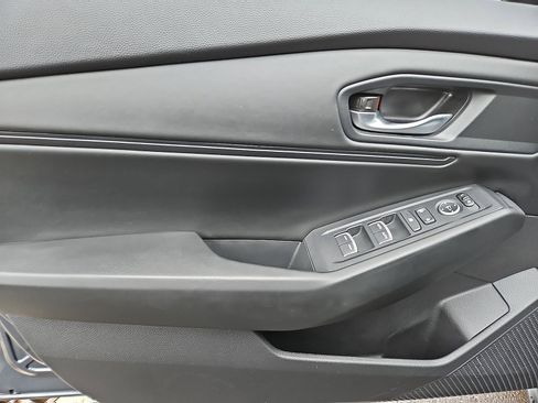 Used 2023 Honda Accord EX image 12